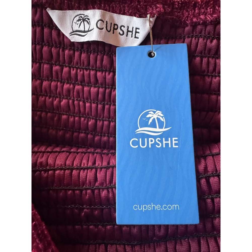 NWT Cupshe Sweet Sangria Red Velvet Mini Dress Size Large Smocked Bodice Holiday - Picture 8 of 14